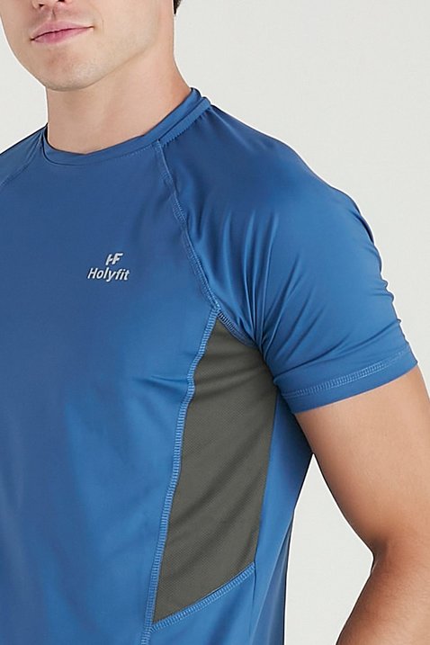 camiseta fitness masculina azul com protecao uv50 detalhe cinza poliamida holyfit 5