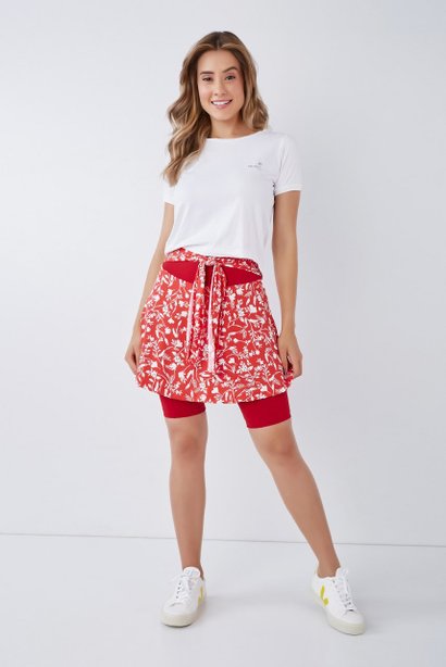 shorts saia vermelho estampado moda modesta fitness com amarracao na cintira poliamida alta compressao epulari 1